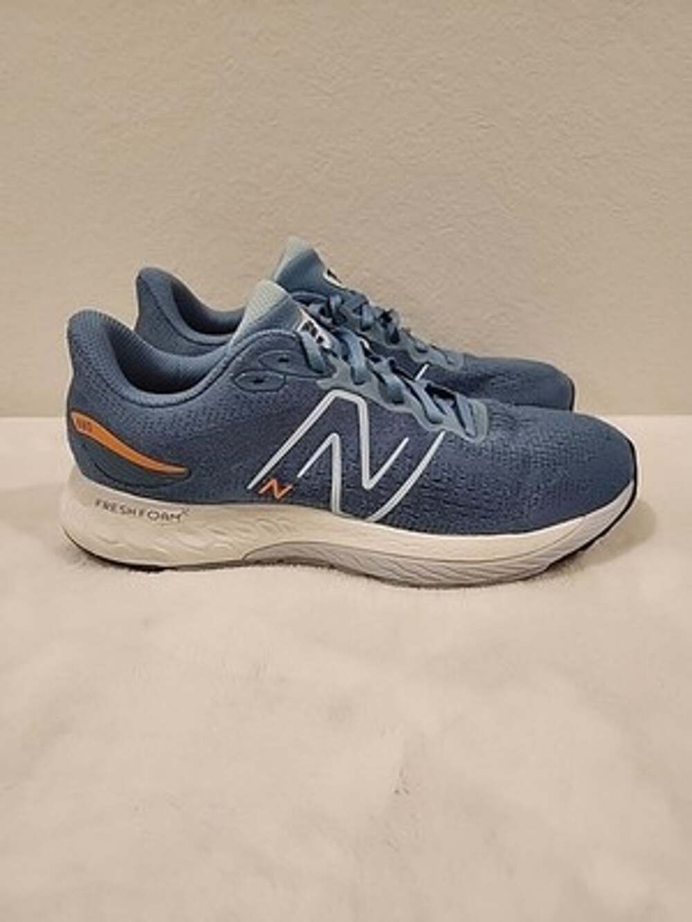 Men's Size 9.5 D- New Balance Fresh Foam X 880v12 Spring Tide